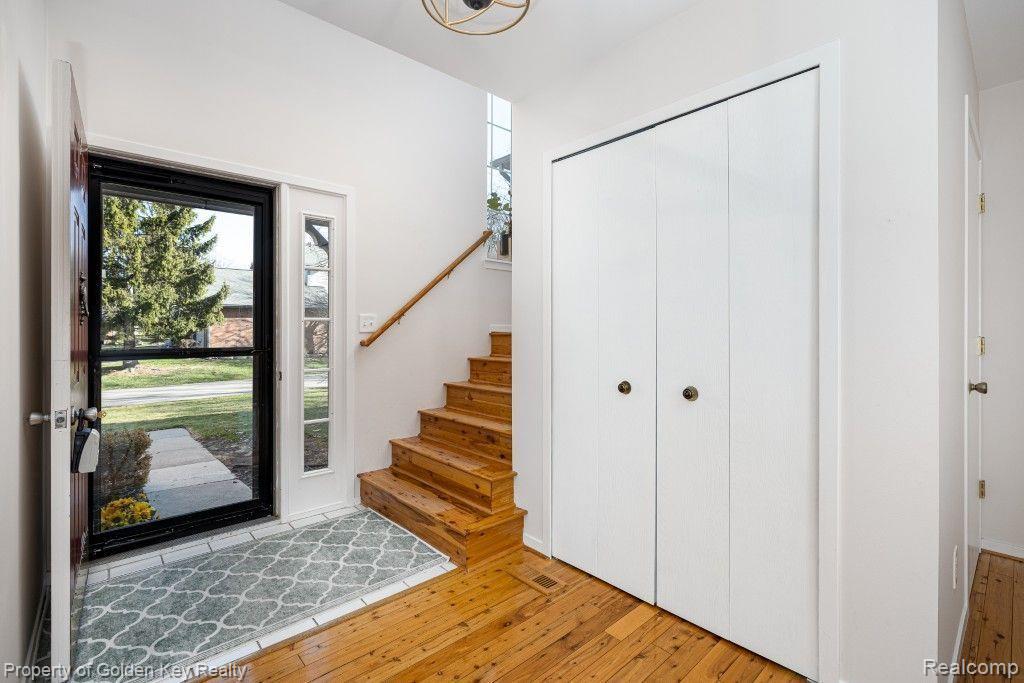 573 WINWOOD, Unit 34, Walled Lake, MI 48390 — Photo 3