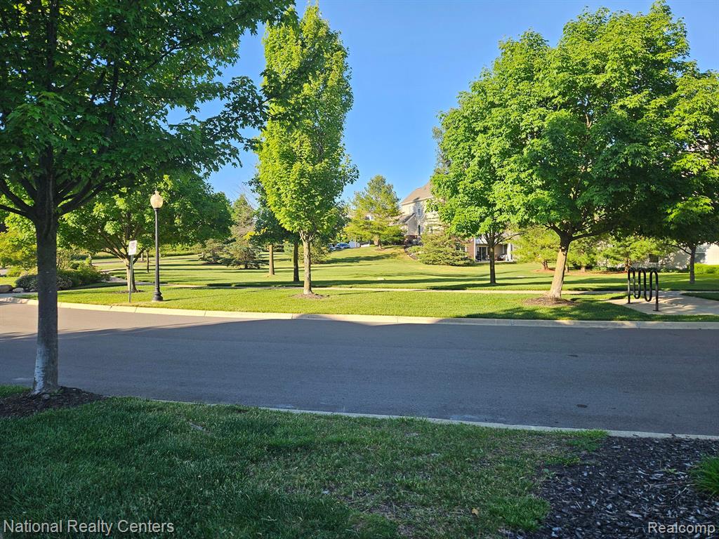 2860 S KNIGHTSBRIDGE Circle, Ann Arbor, MI 48105 — Photo 21
