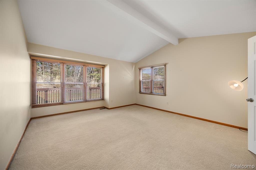 6485 Copper Creek Drive, Washington, MI — Photo 14
