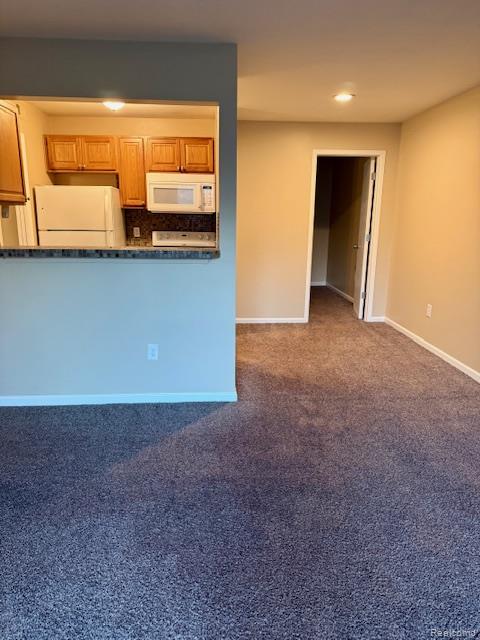 831 BLOOMFIELD VILLAGE Boulevard, Auburn Hills, MI 48326 — Photo 14