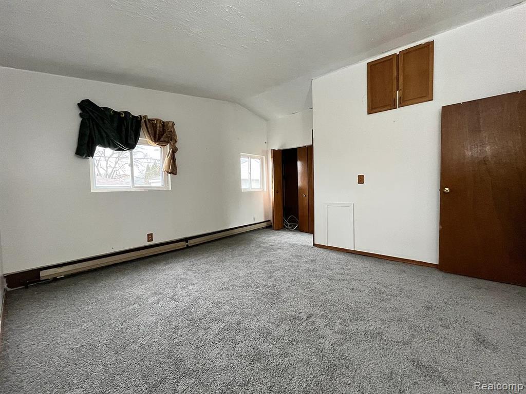 6530 N Gulley Road, Dearborn Heights, MI 48127 — Photo 9