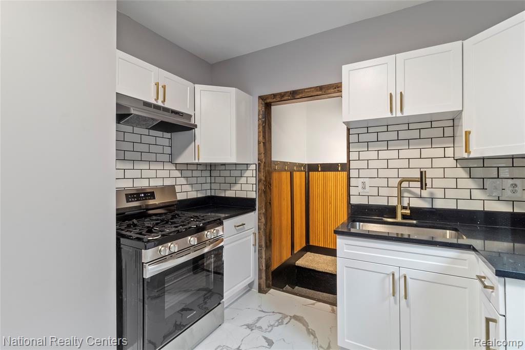 767 Navahoe Street, Detroit, MI 48215 — Photo 40
