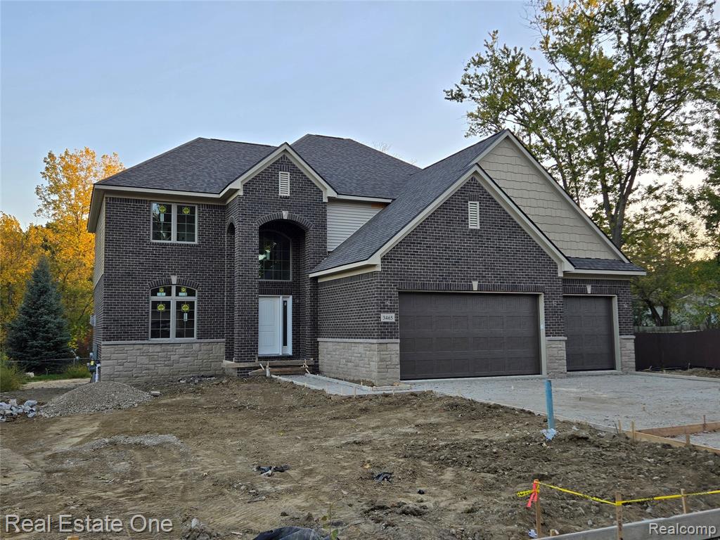 3465 Woodcrest Road, Rochester Hills, MI 48309