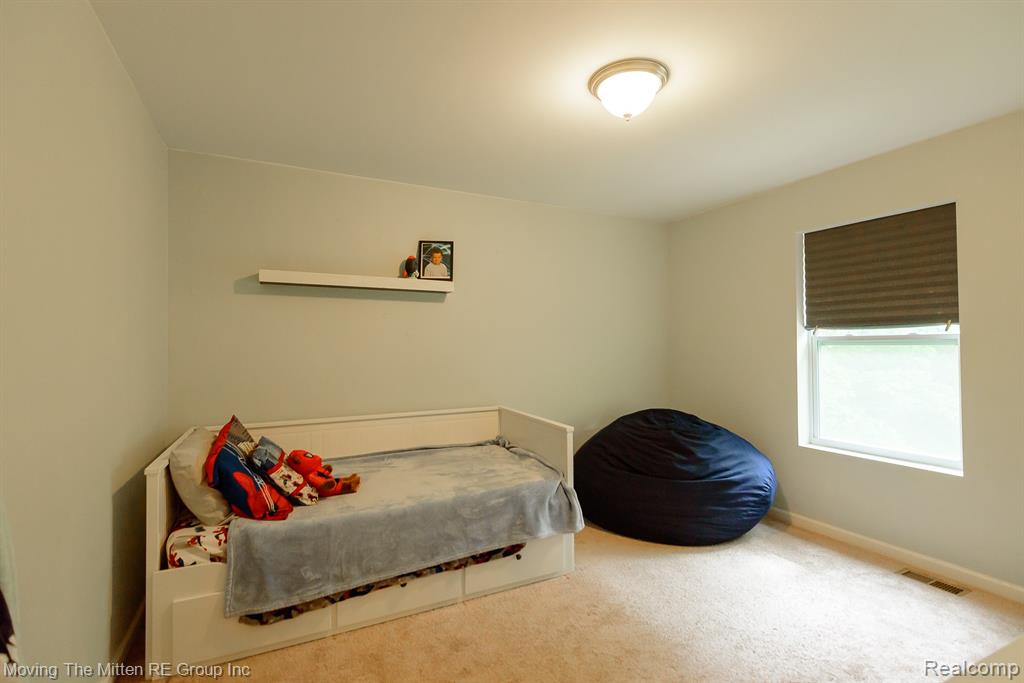 42880 Frederick Court, Belleville, MI 48111 — Photo 30