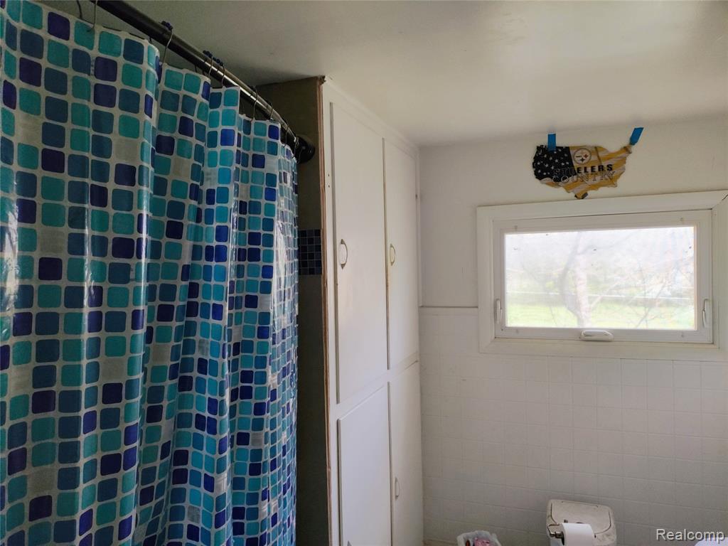 3310 E Pierson Road, Flint, MI 48506 — Photo 11