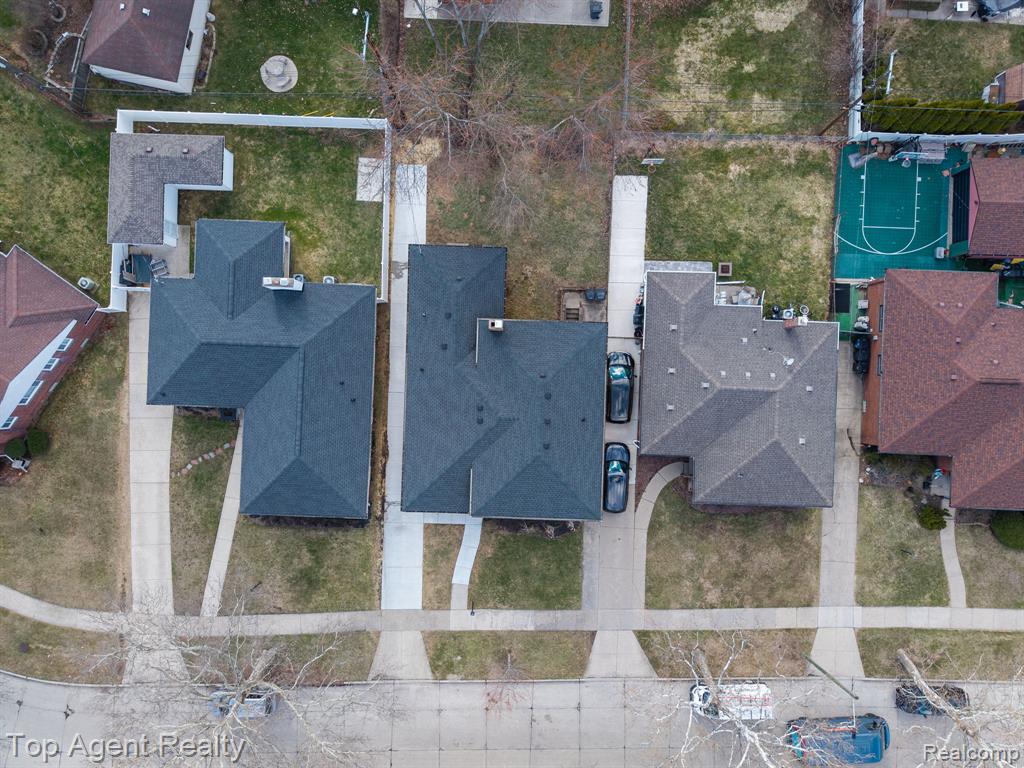 23701 Marlow Street, Oak Park, MI 48237 — Photo 43