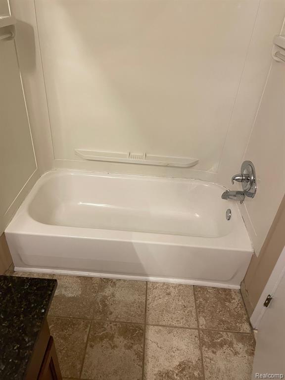 41507 BEDFORD Drive, Canton, MI 48187 — Photo 11