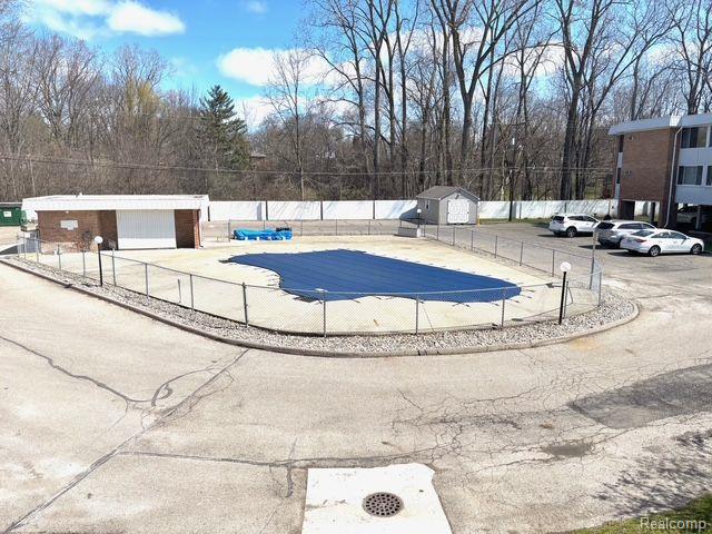 32080 GRAND RIVER Avenue, 82, Farmington, MI 48336 — Photo 16