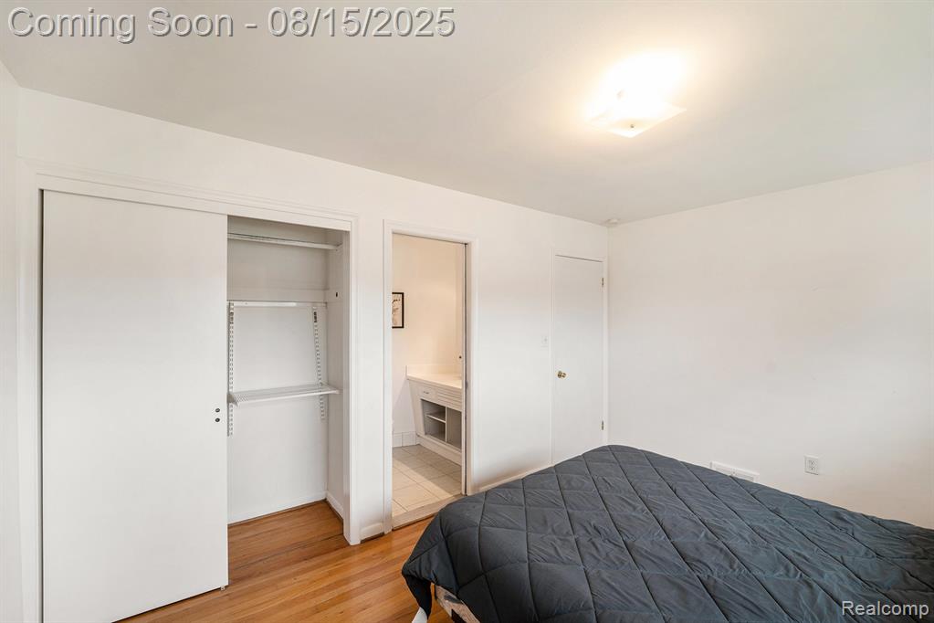 8277 Gary Avenue, Westland, MI — Photo 9