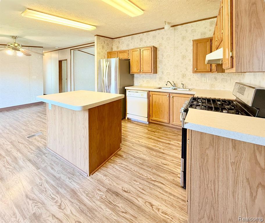 10846 Ashley Court, Willis, MI 48191 — Photo 7