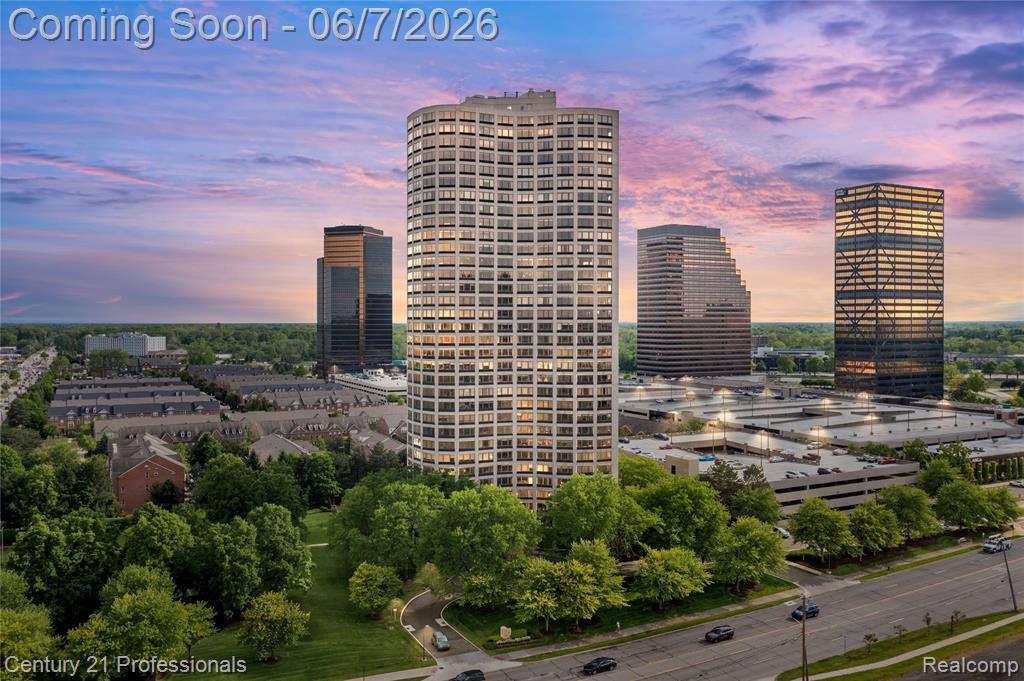 5000 Town Center, 2305, Southfield, MI 48075 — front exterior