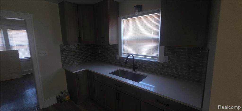 10428 Marne Street, Detroit, MI 48224 — Photo 18