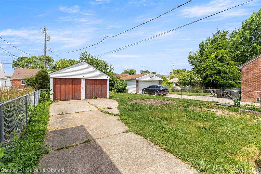 711 N Highland Street, Dearborn, MI 48128 — Photo 27