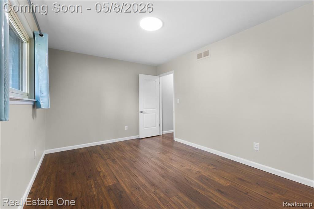 599 Thurber Drive, Troy, MI 48085 — Photo 6