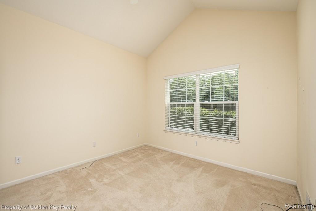 1160 Abbey Court, Westland, MI — Photo 16