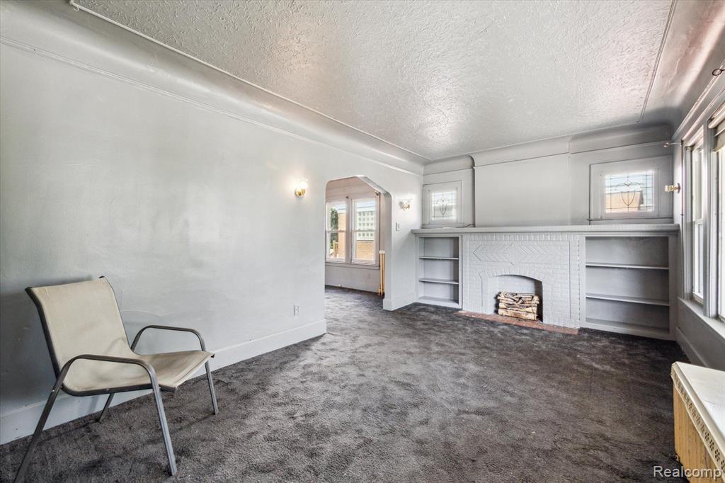 805 E GEORGE Avenue, Hazel Park, MI 48030 — Photo 7