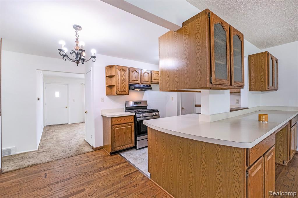 4147 Carmanwood Drive, Flint, MI 48507 — Photo 5