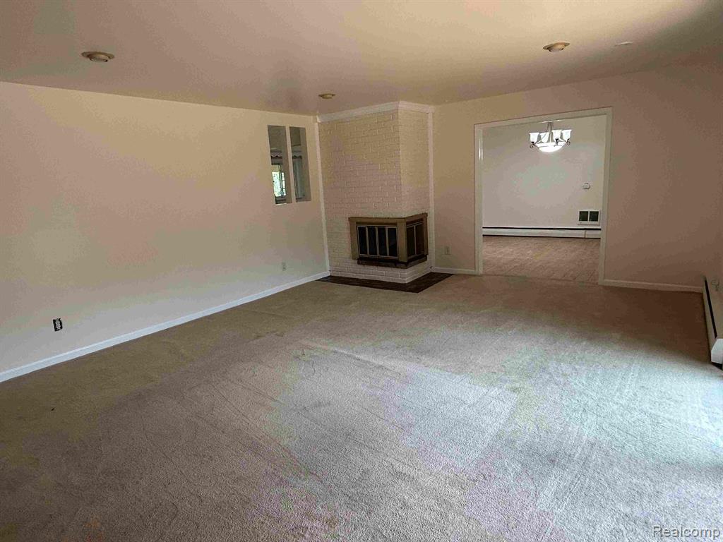 5940 BURNHAM Road, Bloomfield Hills, MI 48302 — Photo 9