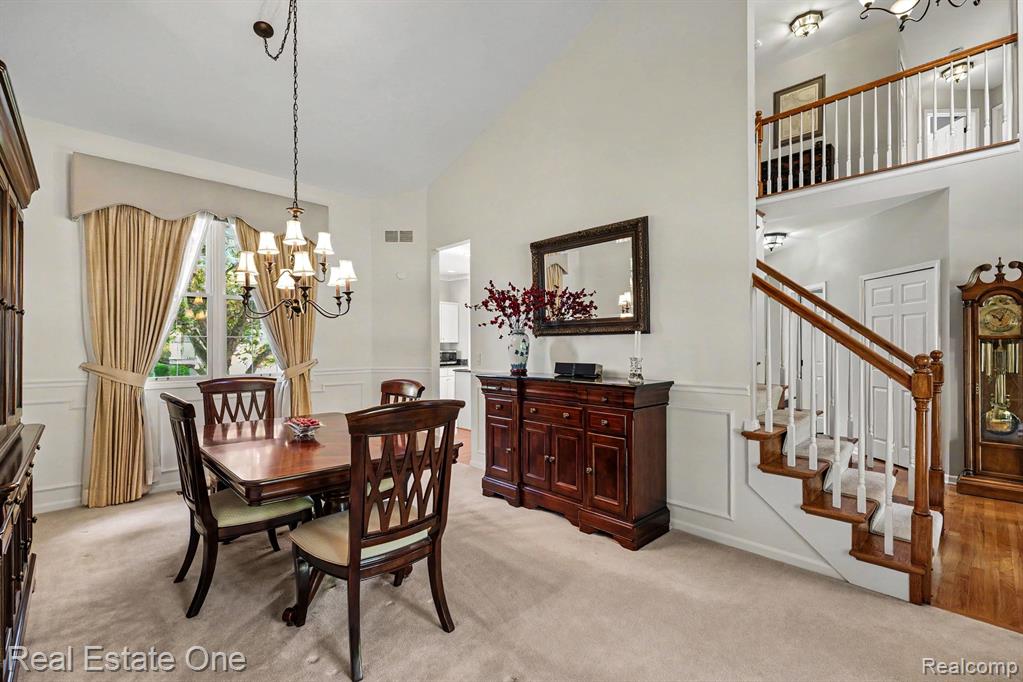 737 Woodfield Way, Rochester Hills, MI 48307 — Photo 6