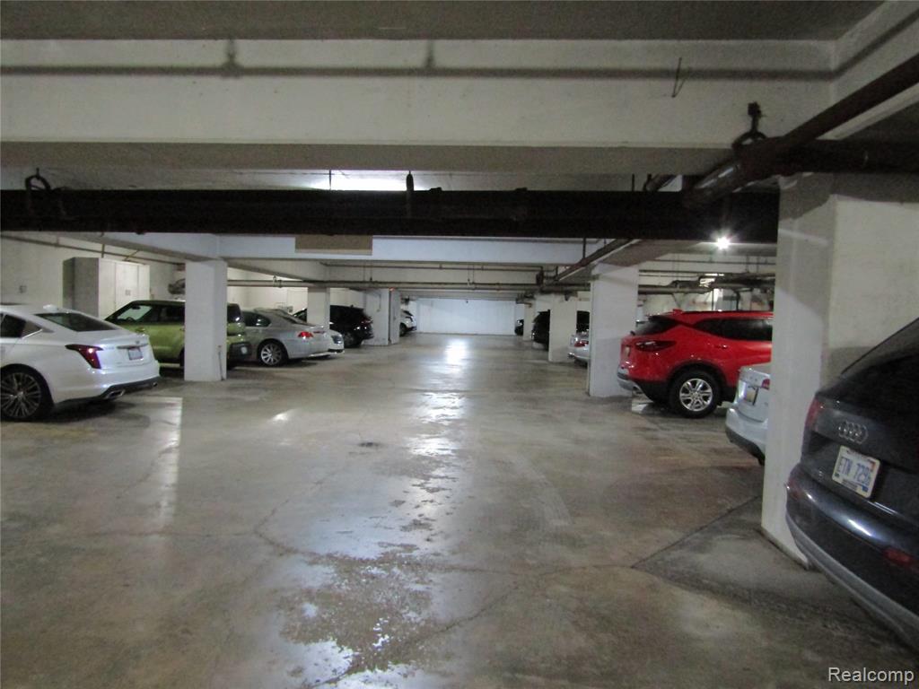 15801 Providence Drive, 10C, Southfield, MI 48075 — Photo 29