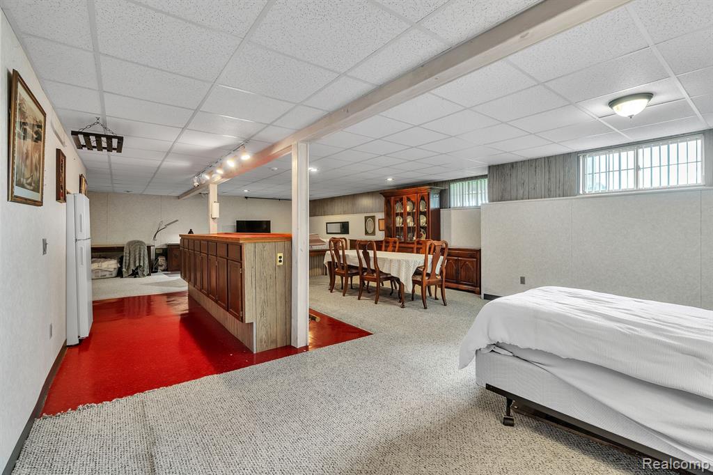 1955 PEBBLE CREEK Drive, Canton, MI 48188 — Photo 38