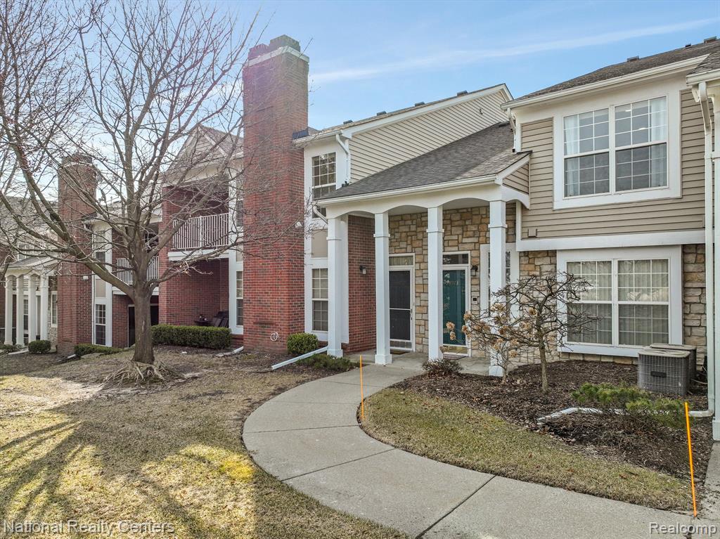44973 MARIGOLD Drive, Sterling Heights, MI 48314 — Photo 3