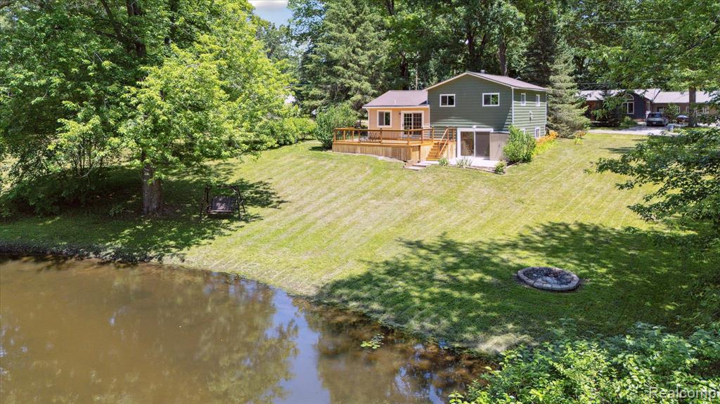 15279 Outer Drive, Linden, MI 48451