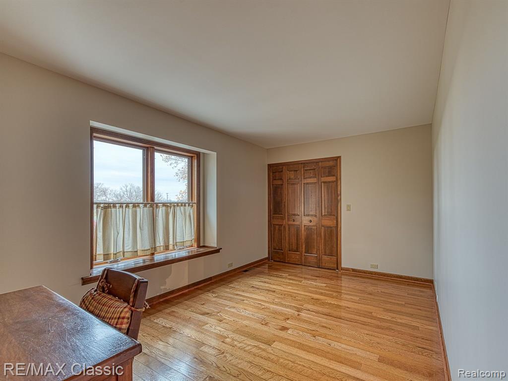 9415 N TERRITORIAL Road, Plymouth, MI 48170 — Photo 26