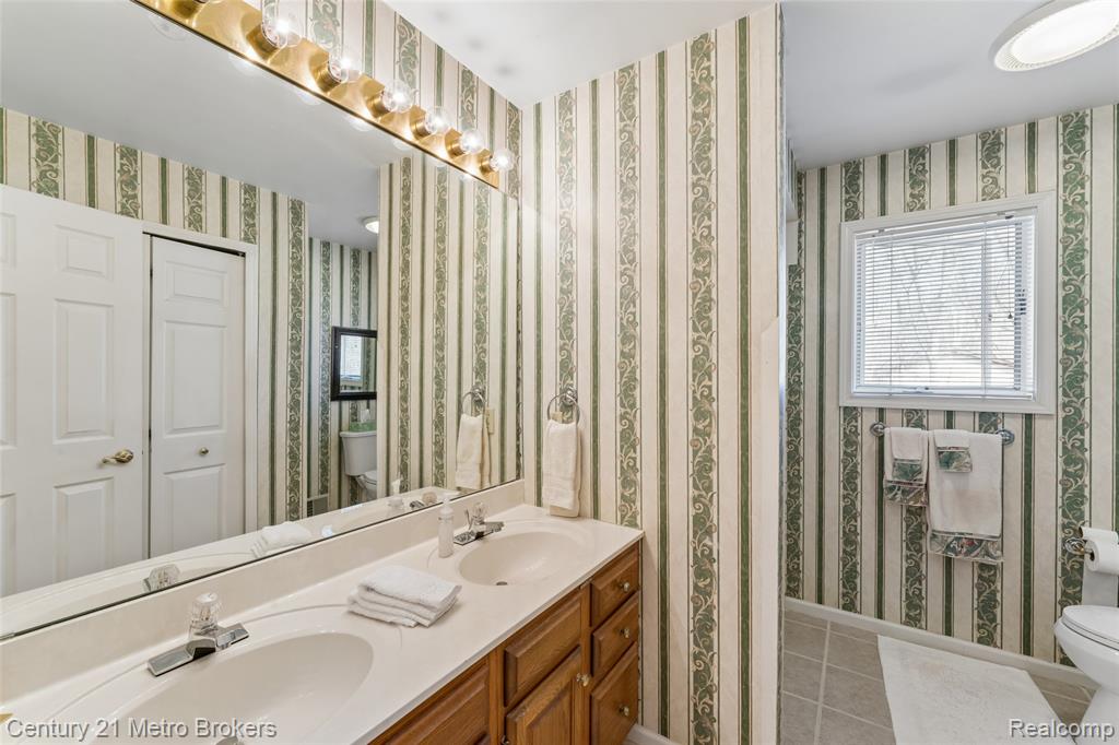 5464 N Seymour Road, Flushing, MI 48433 — Photo 26
