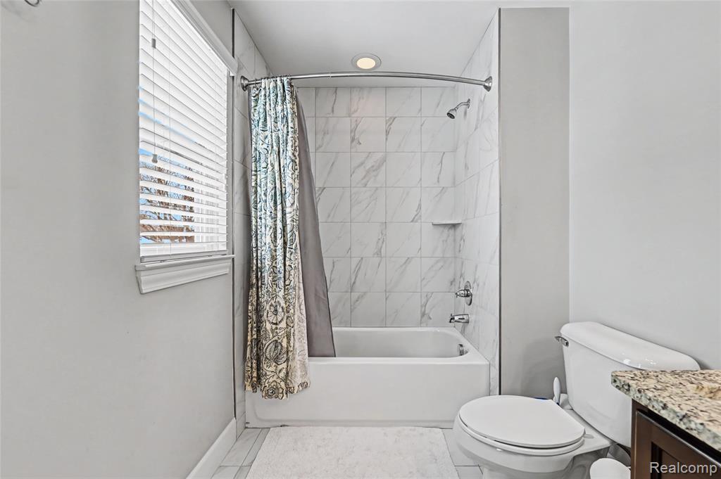 910 McLean Avenue, Royal Oak, MI 48067 — Photo 30