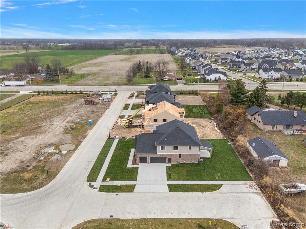 50896 MISTWOOD Drive, Macomb, MI 48042 — Photo 13