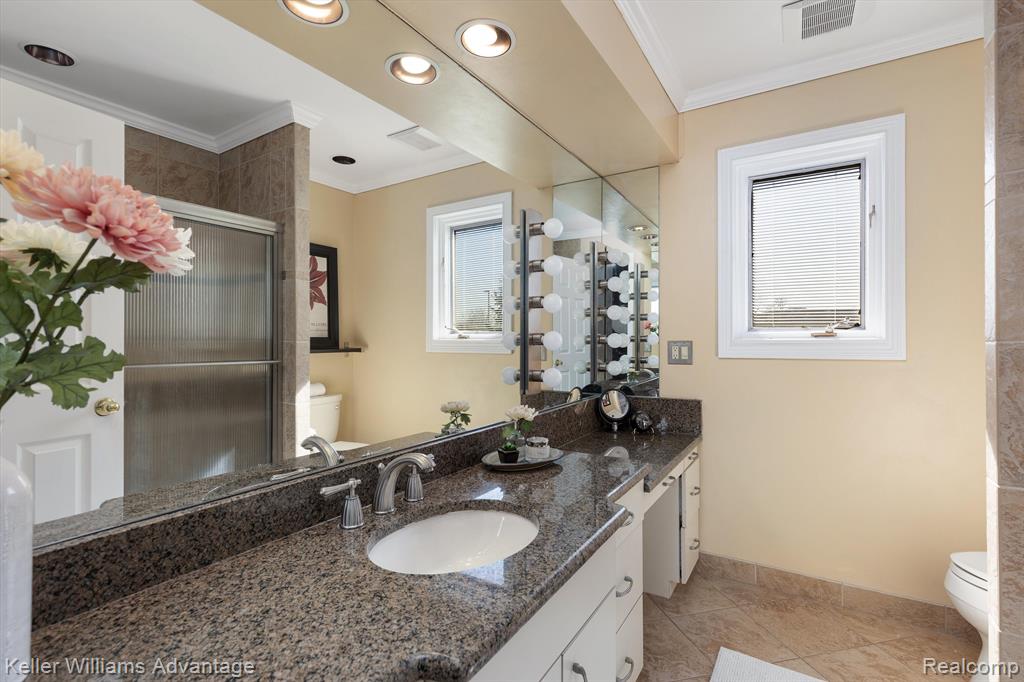 40521 FRANKLIN MILL Street, Novi, MI — Photo 20