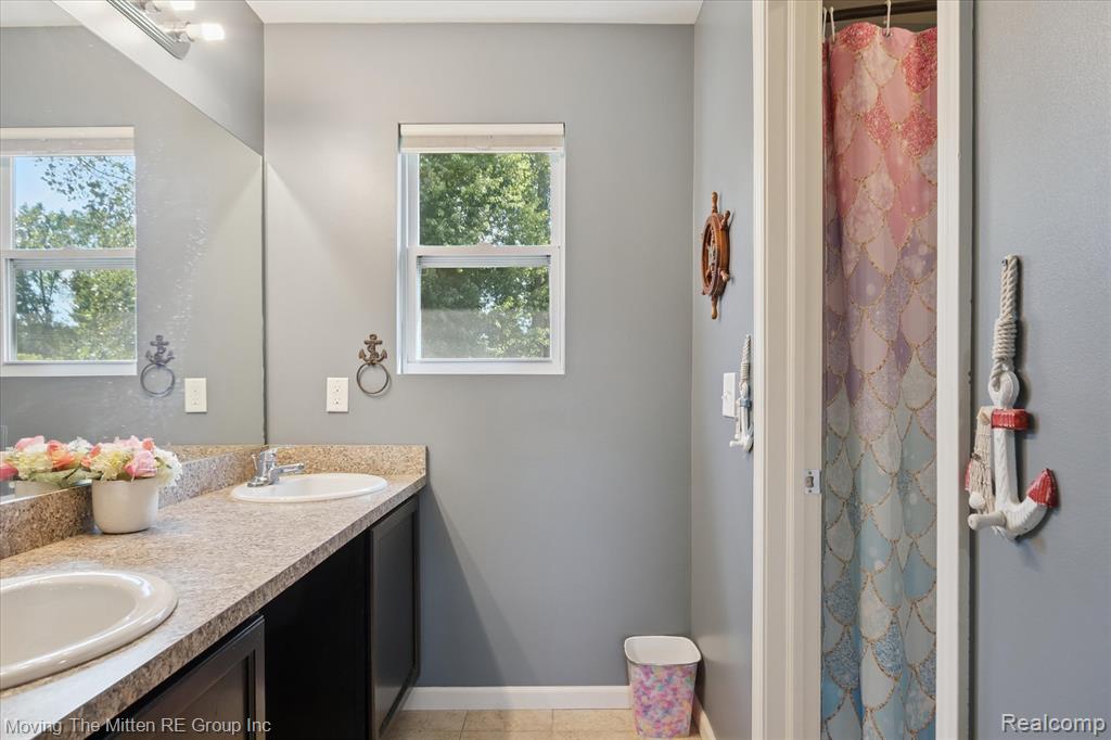 17163 Theresa Lane, New Boston, MI 48164 — Photo 33