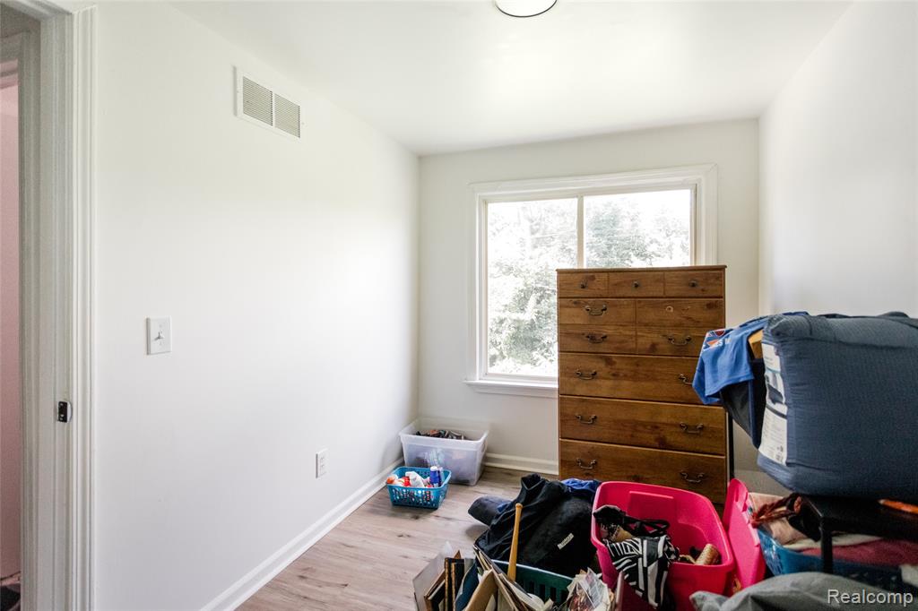 4267 Cadieux Road, Detroit, MI 48224 — Photo 13