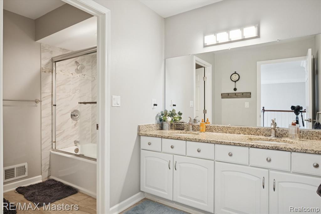 23121 Leighwood Drive, Woodhaven, MI 48183 — Photo 25