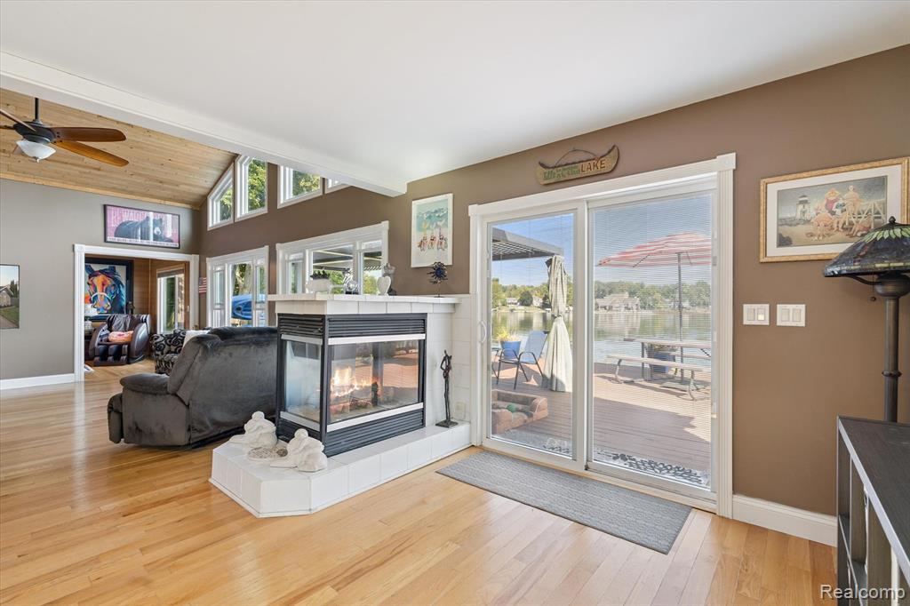 2236 Grove Park Road, Fenton, MI 48430 — Photo 5