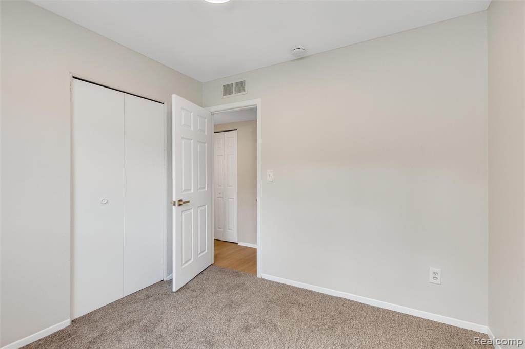8694 Maxwell Avenue, Warren, MI 48089 — Photo 11