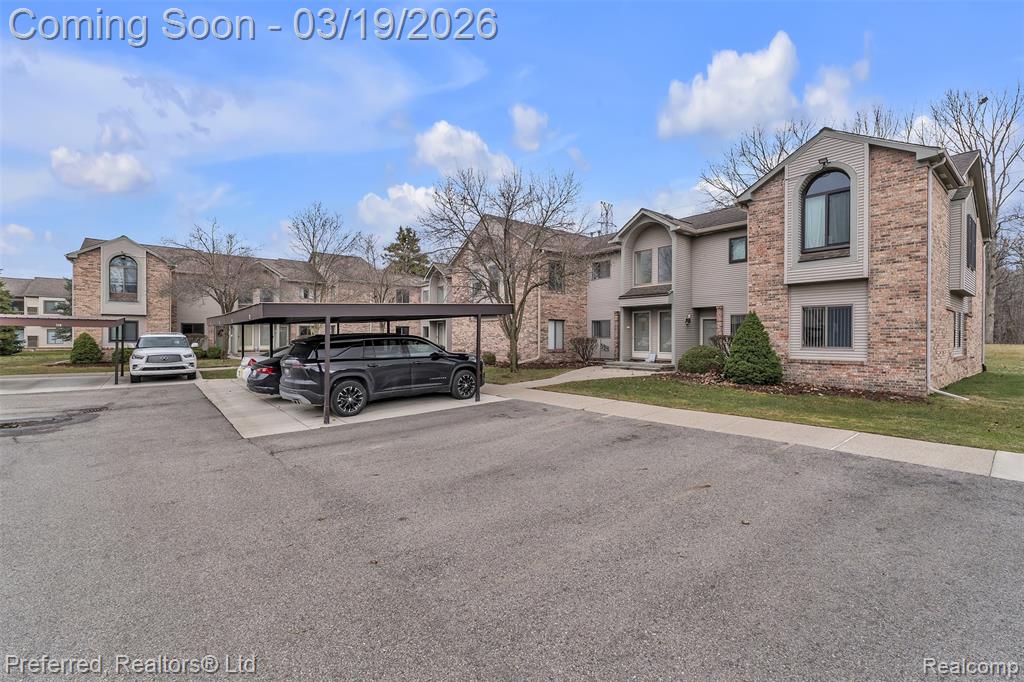 42751 Lilley Pointe Drive, Canton, MI 48187 — Photo 33