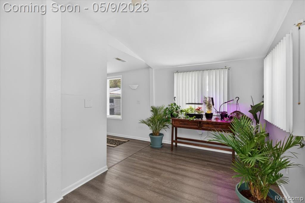 9809 Mandon Road, White Lake, MI — Photo 12