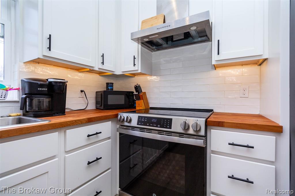 538 S Elm Street, Lapeer, MI 48446 — Photo 15