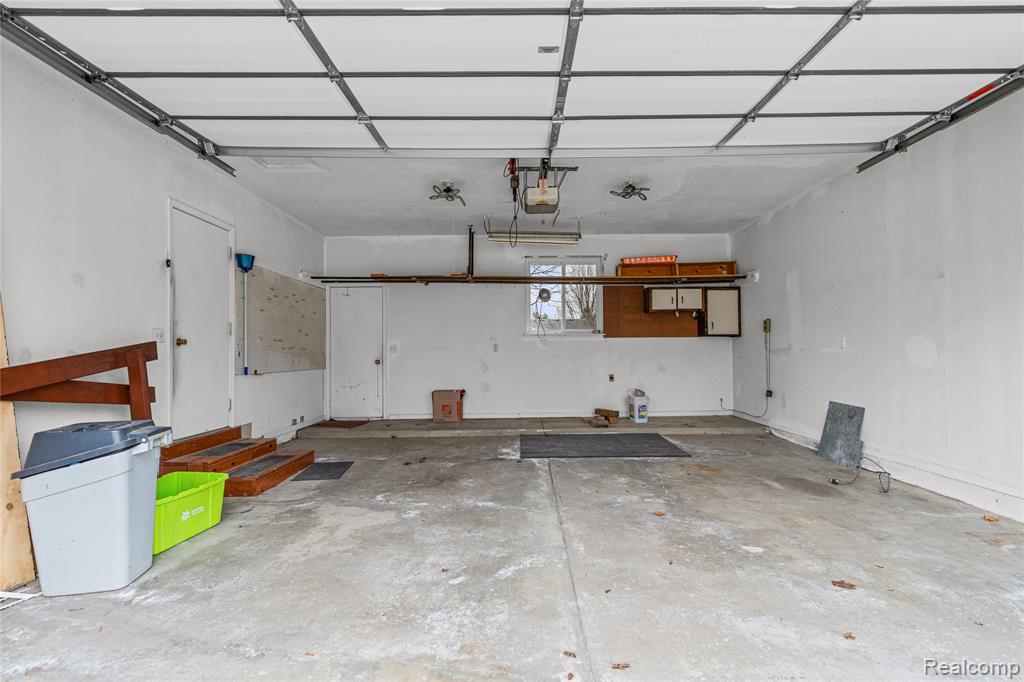 9080 E Lippincott Boulevard, Davison, MI 48423 — Photo 47