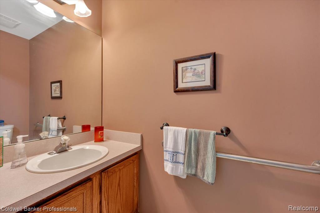 3803 Wedgewood Drive, Lapeer, MI 48446 — Photo 11