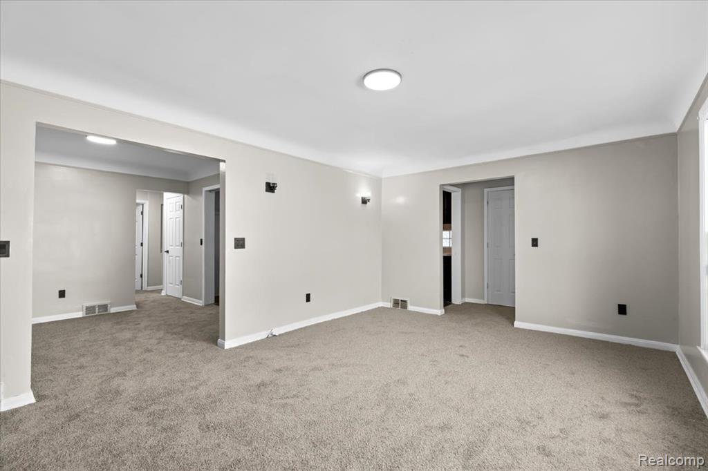 11856 Kilbourne Street, Detroit, MI 48213 — Photo 5
