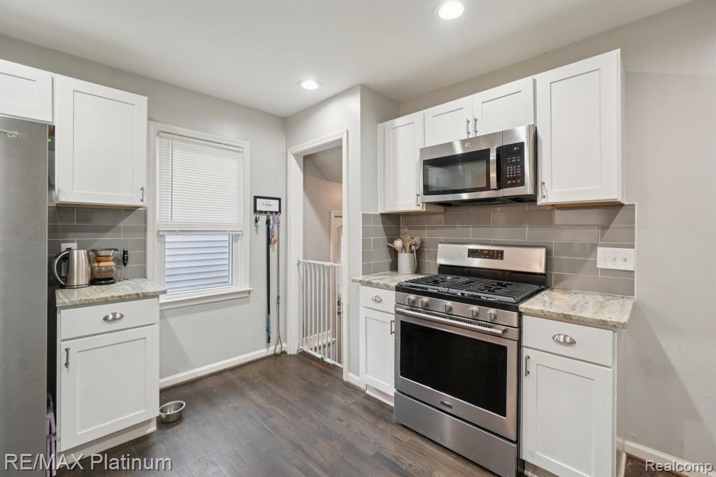 521 W Crane Street, Howell, MI 48843 — Photo 7