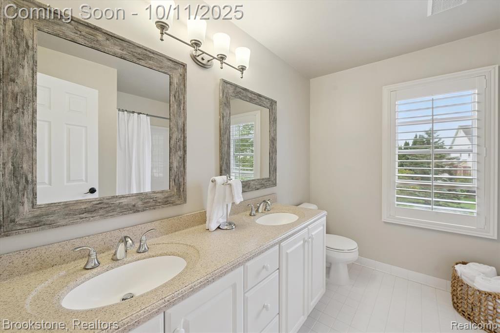 9079 Woodgrove Drive, Plymouth, MI 48170 — Photo 38