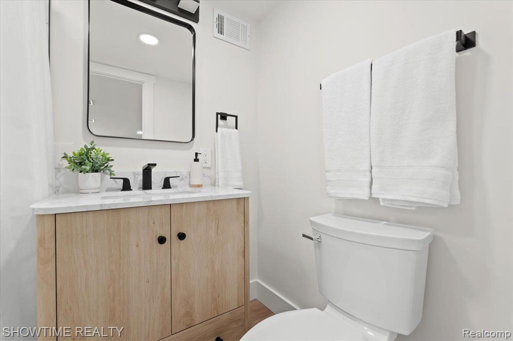 7100 DEWEESE Road, Jackson, MI 49201 — Photo 12