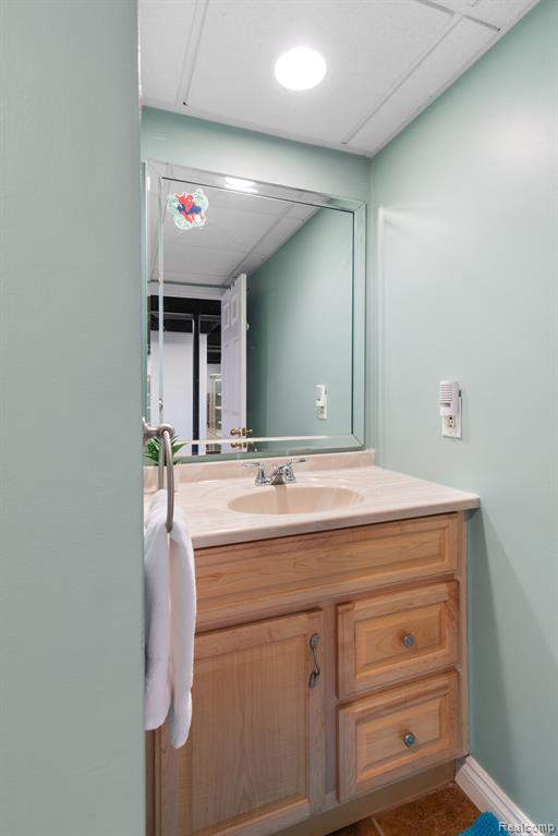 56543 BIRKDALE Drive, Macomb, MI 48042 — Photo 27