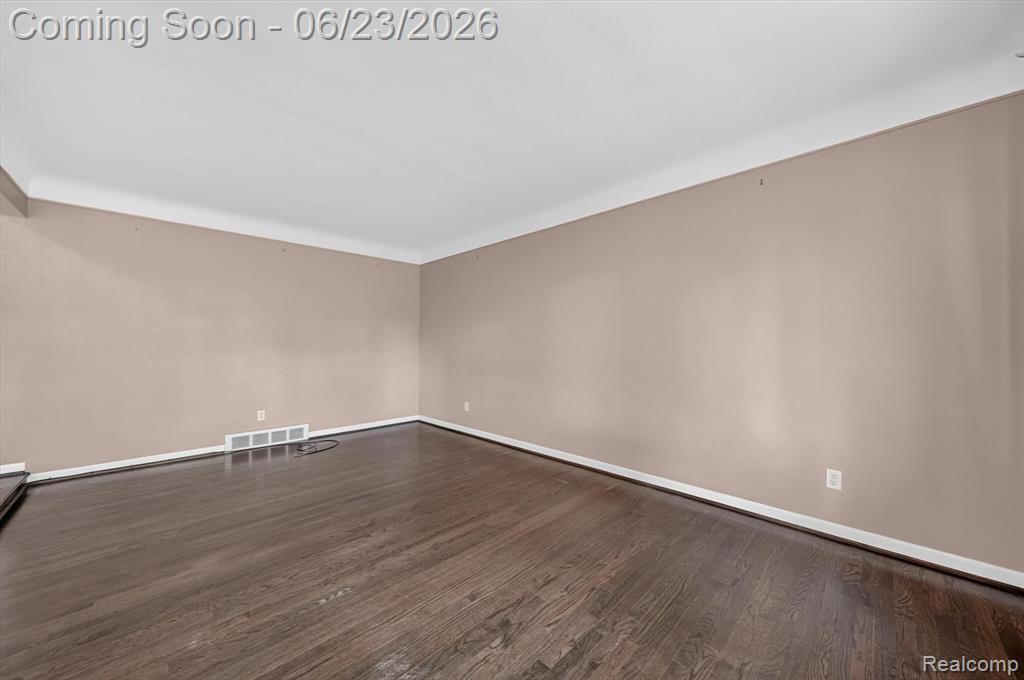 29101 Campbell Drive, Warren, MI 48093 — Photo 6