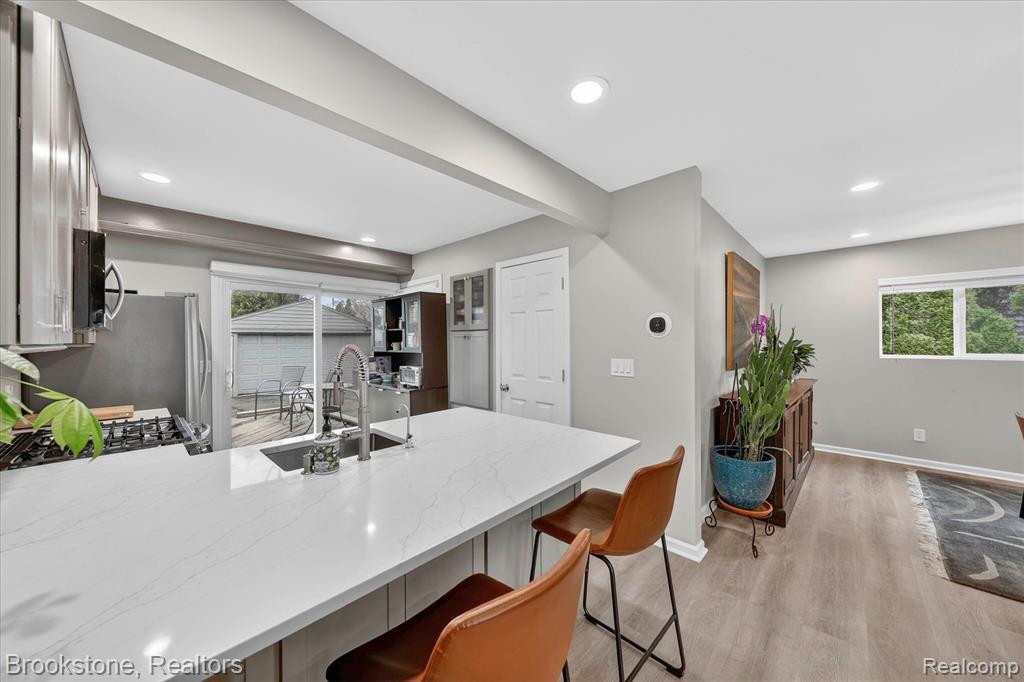15636 Kirkshire Avenue, Beverly Hills, MI 48025 — Photo 17
