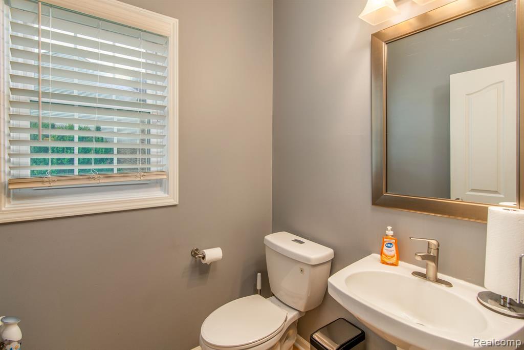 352 ELMINGTON, Canton, MI 48188 — Photo 20